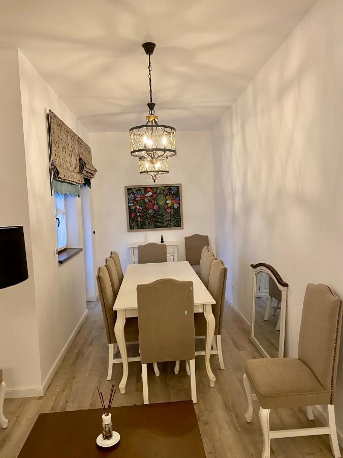 Guest house Pensiunea Charlotte Boutique